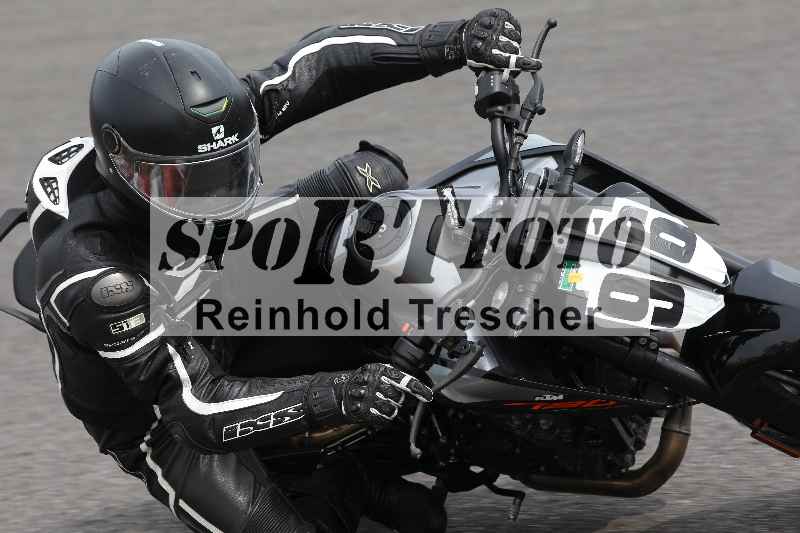 /Archiv-2022/55 14.08.2022 Plüss Moto Sport ADR/Freies Fahren/96
